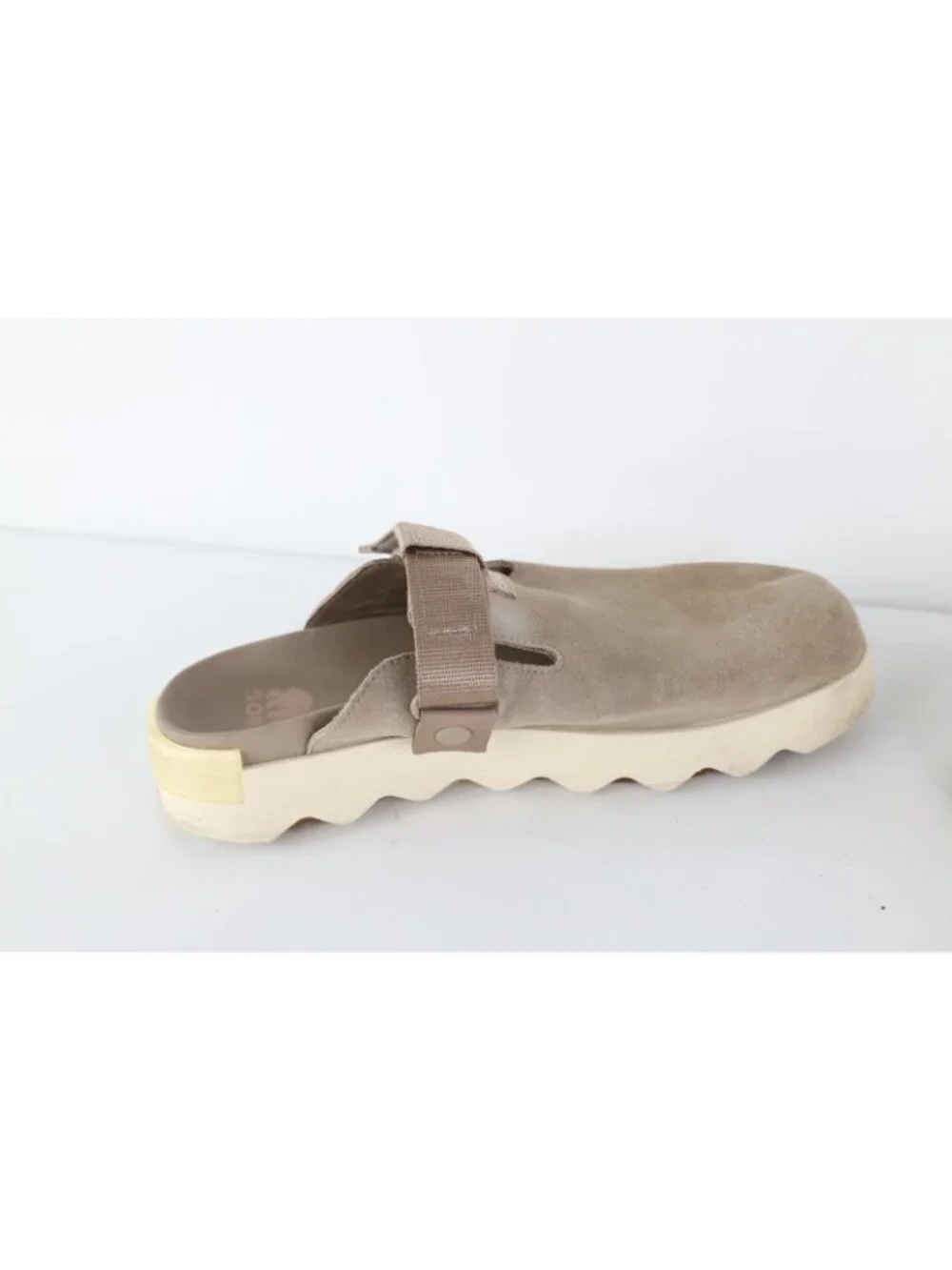 Vtg Y2K Sorel Womens 9.5 Suede Leather Viibe Chunky Mules Sandals Shoes Beige